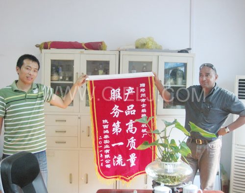 2011年7月25日，外國友人參觀考察我公司！明經(jīng)理等接待并陪同參觀！(圖2)