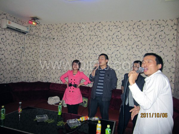 2011年10月，鄭州企鵝糧油機(jī)械有限公司--外貿(mào)部，十一國(guó)慶節(jié)團(tuán)體活動(dòng)！(圖1)