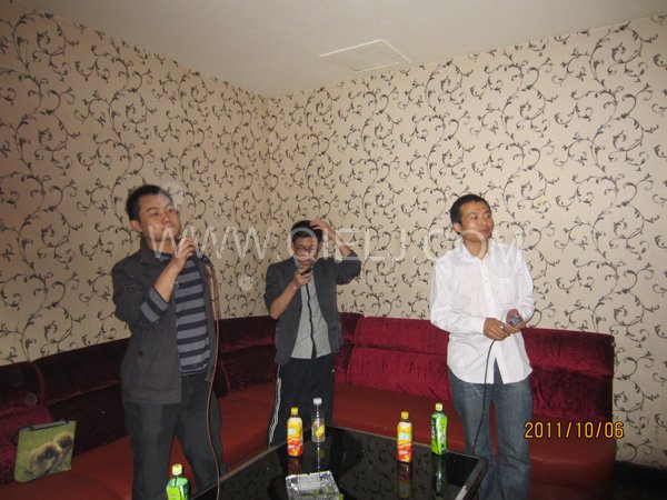 2011年10月，鄭州企鵝糧油機(jī)械有限公司--外貿(mào)部，十一國(guó)慶節(jié)團(tuán)體活動(dòng)！(圖6)