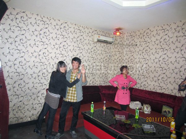 2011年10月，鄭州企鵝糧油機(jī)械有限公司--外貿(mào)部，十一國(guó)慶節(jié)團(tuán)體活動(dòng)！(圖7)