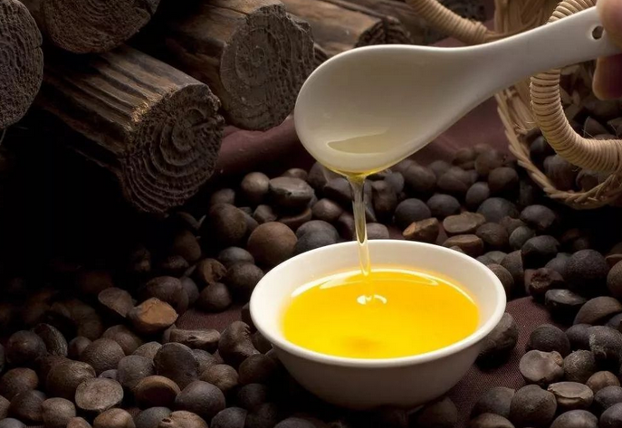 企鵝牌茶籽油雙螺桿榨油機，用心制造獲得客戶認可(圖1)